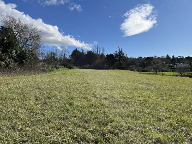 Vente Terrain BIRAC SUR TREC - -1369 m²