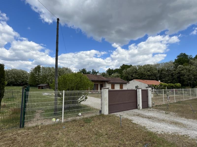 Vente Terrain PUJOLS SUR CIRON - -924 m²