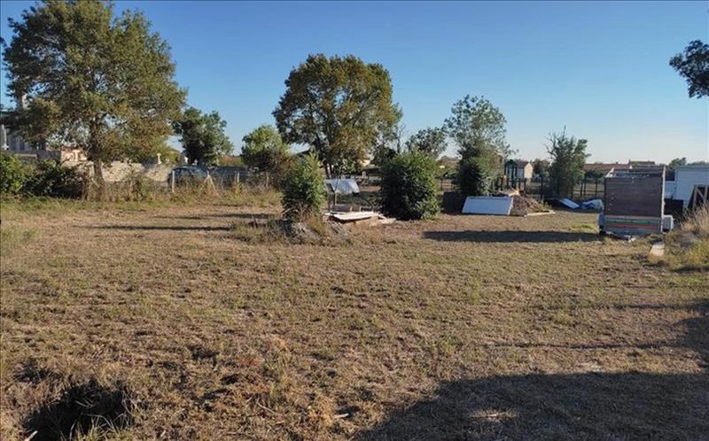 Vente Terrain MOEZE - -1047 m²