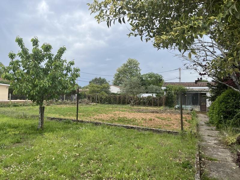 Vente Terrain CASTRES GIRONDE - -680 m²