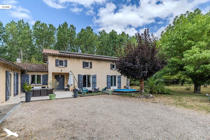 Vente Maison FRONSAC - 6 pièces -220 m² - (33126)