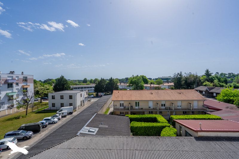 Vente Appartement PESSAC - 3 pièces -57 m² - (33600)