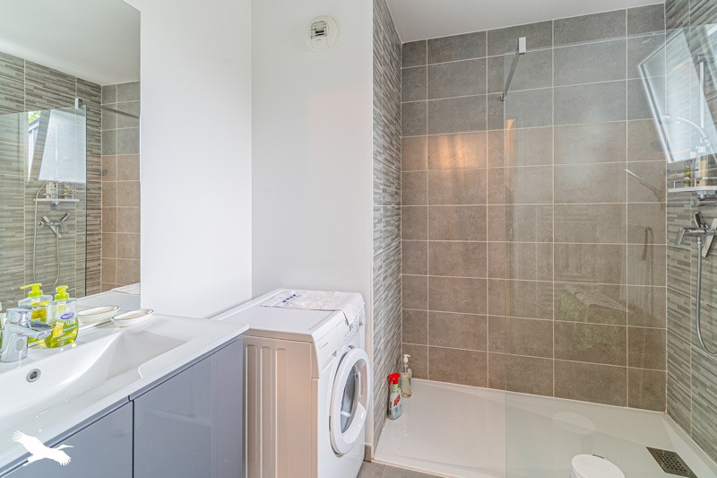 Vente Appartement PESSAC - 3 pièces -76 m² - (33600)