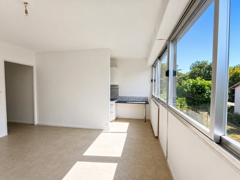Vente Appartement PESSAC - 2 pièces -40 m² - (33600)
