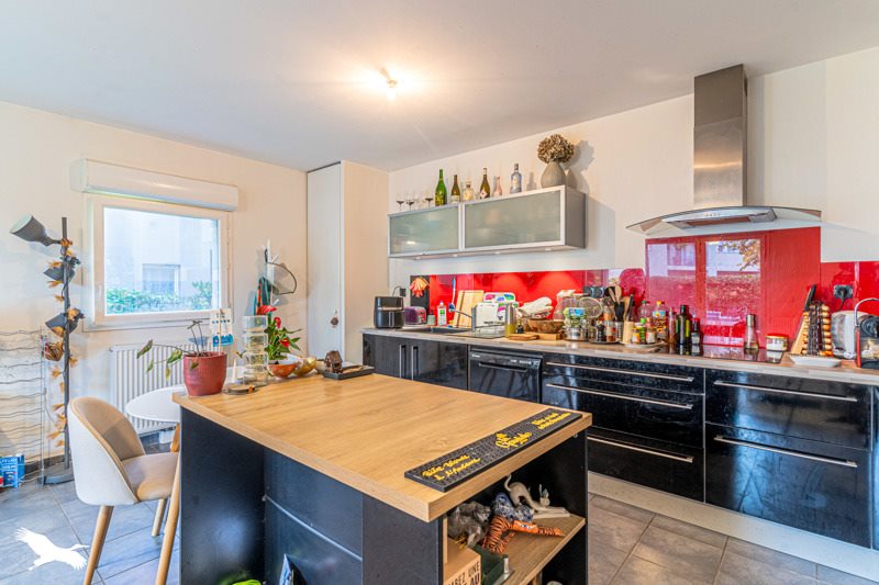 Vente Appartement Pessac - 3 pièces -63 m² - (33600)