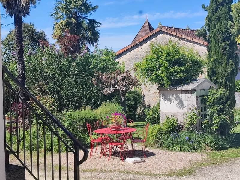 Vente Maison ST SEVERIN - 5 pièces -138 m² - (16390)