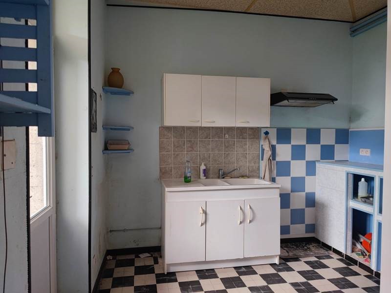 Vente Maison CHALAIS - 6 pièces -126 m² - (16210)
