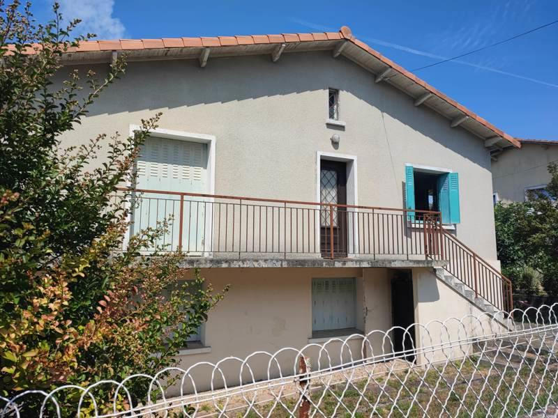 Vente Maison CHALAIS 16210 5 pièces - 133 m²