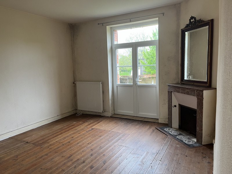 Vente Maison LES ESSARDS - 4 pièces -124 m² - (16210)