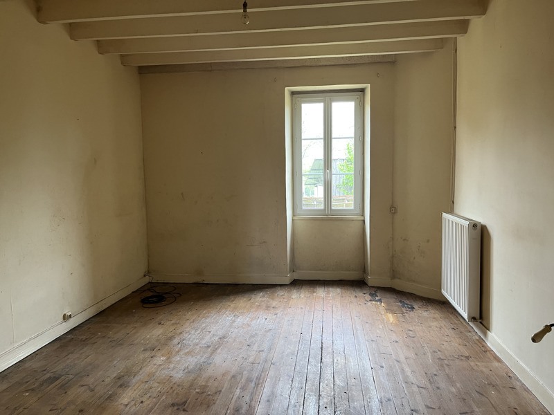 Vente Maison LES ESSARDS - 4 pièces -124 m² - (16210)