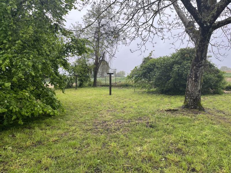 Vente Maison LES ESSARDS - 4 pièces -124 m² - (16210)