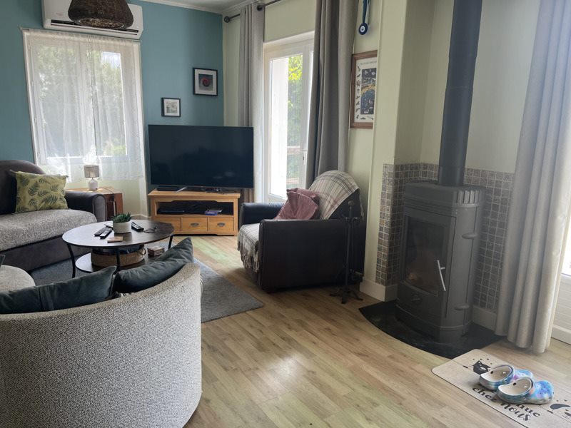 Vente Maison CHALAIS - 5 pièces -160 m² - (16210)