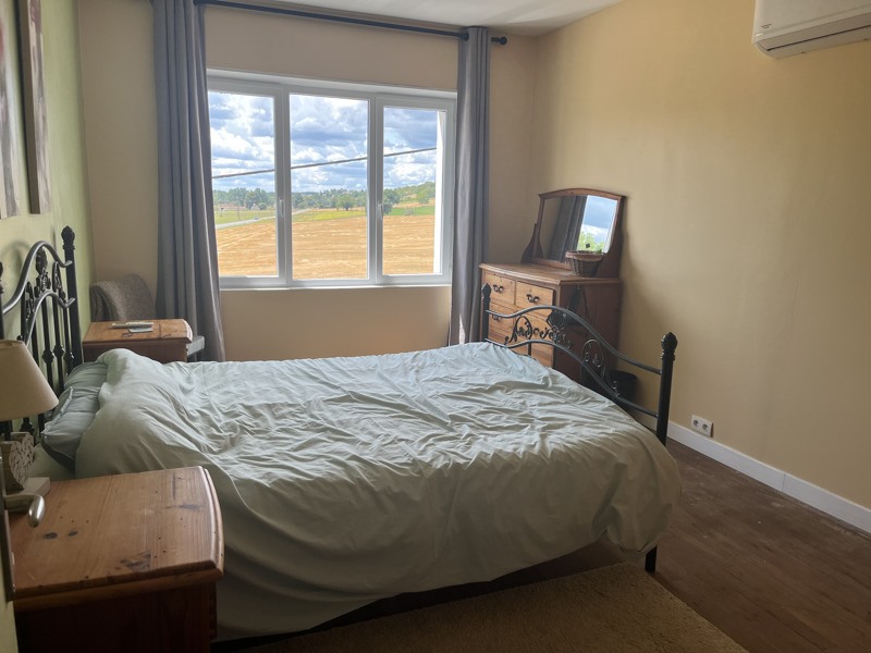 Vente Maison CHALAIS - 5 pièces -160 m² - (16210)