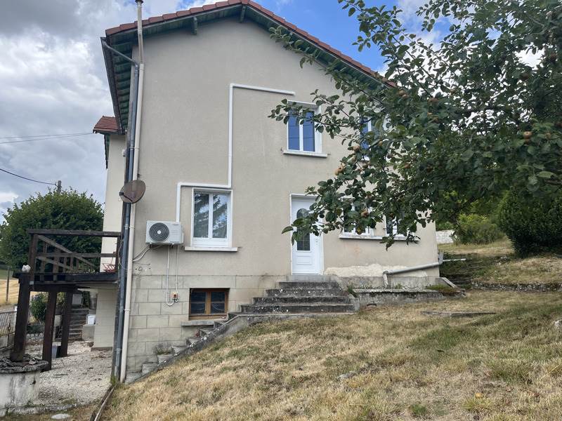 Vente Maison CHALAIS - 5 pièces -160 m² - (16210)