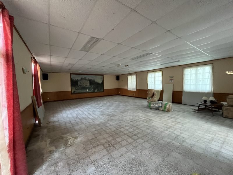 Vente Maison LES ESSARDS - 1 pièce -120 m² - (16210)