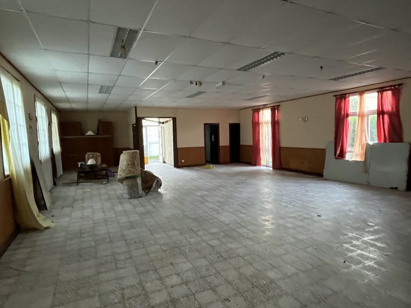 Vente Maison LES ESSARDS - 1 pièce -120 m² - (16210)