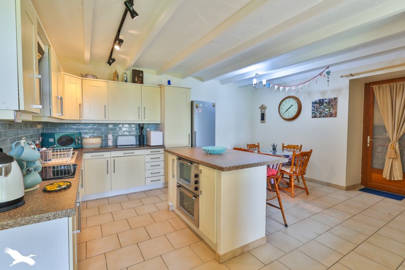 Vente Maison ST QUENTIN DE CHALAIS - 6 pièces -150 m² - (16210)