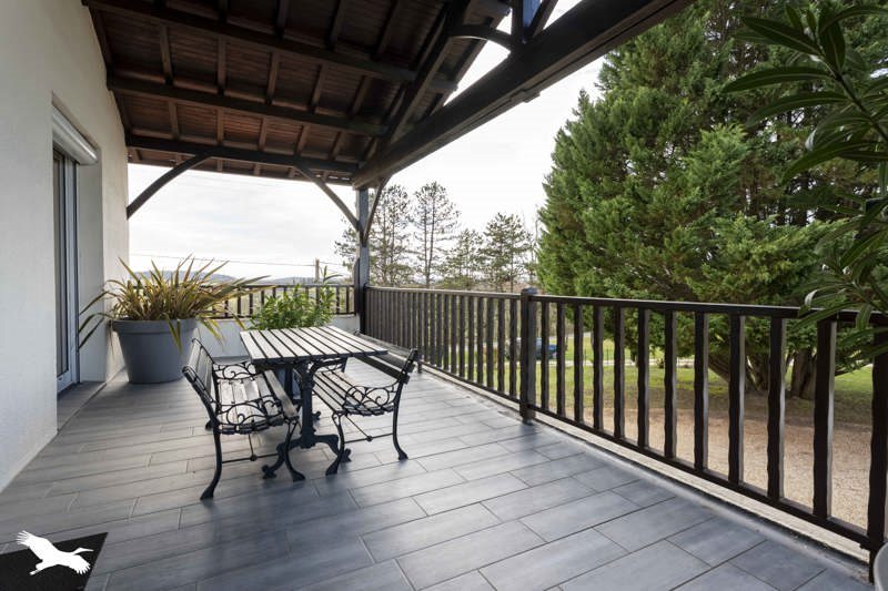Vente Maison CHALAIS - 5 pièces -140 m² - (16210)