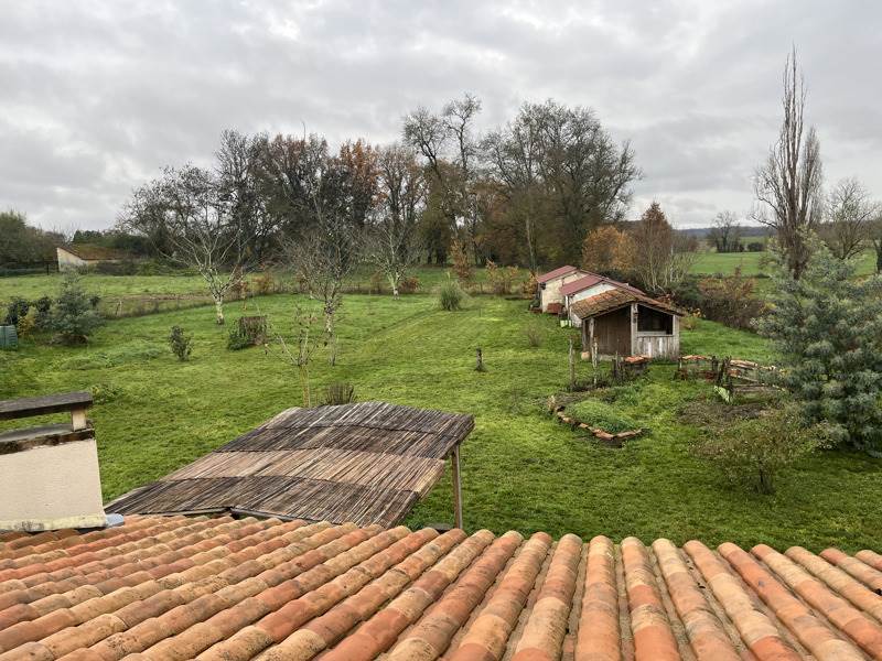 Vente Maison BONNES - 5 pièces -170 m² - (16390)