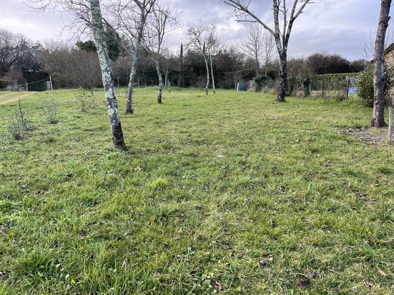 Vente Maison BONNES - 4 pièces -100 m² - (16390)