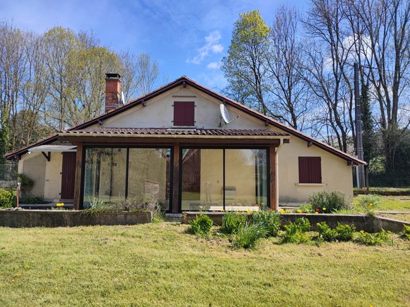 Vente Maison YVIERS 16210 3 pièces - 82 m²