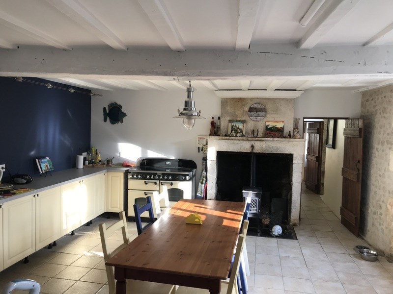 Vente Maison GUIZENGEARD - 7 pièces -210 m² - (16480)
