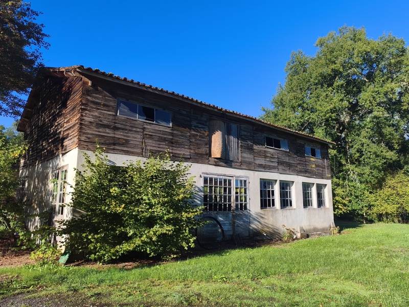 Vente Maison Courlac - 4 pièces -155 m² - (16210)