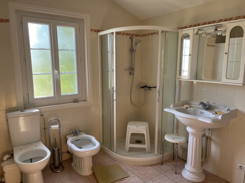 Vente Maison Médillac - 6 pièces -140 m² - (16210)