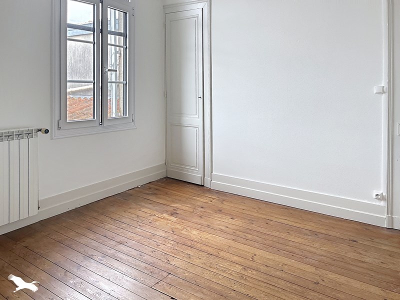 Vente Immeuble Chalais - -  230 m² - (16210)