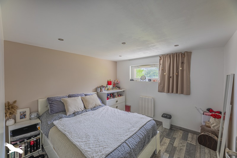 Vente Maison ST ETIENNE DE CHIGNY - 7 pièces -155 m² - (37230)