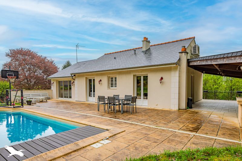 Vente Maison ST ETIENNE DE CHIGNY 37230 7 pièces - 155 m²