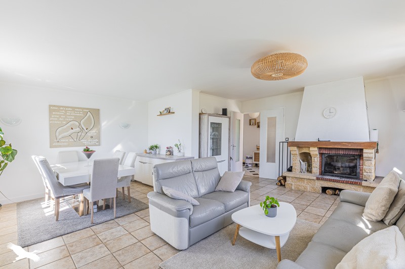 Vente Maison MONTLOUIS SUR LOIRE - 6 pièces -130 m² - (37270)