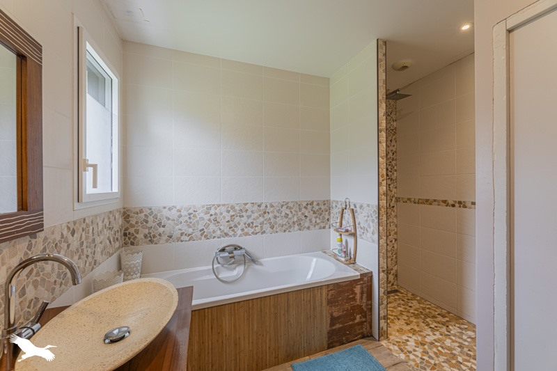 Vente Maison VERNOU SUR BRENNE - 6 pièces -161 m² - (37210)