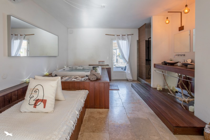 Vente Maison ST LAURENT D AIGOUZE - 5 pièces -190 m² - (30220)