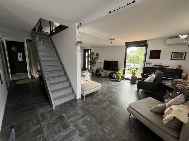 Vente Maison ST JEAN DE VEDAS - 5 pièces -135 m² - (34430)