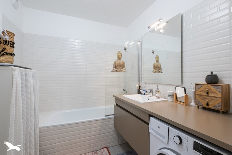 Vente Appartement ST JEAN DE VEDAS - 3 pièces -65 m² - (34430)