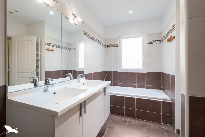 Vente Maison ST JEAN DE VEDAS - 5 pièces -146 m² - (34430)