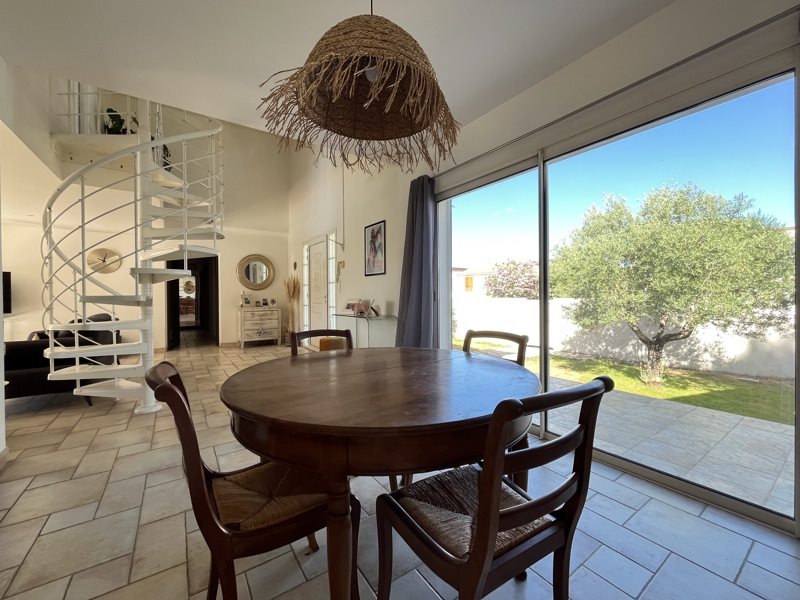 Vente Maison ST JEAN DE VEDAS - 5 pièces -129 m² - (34430)