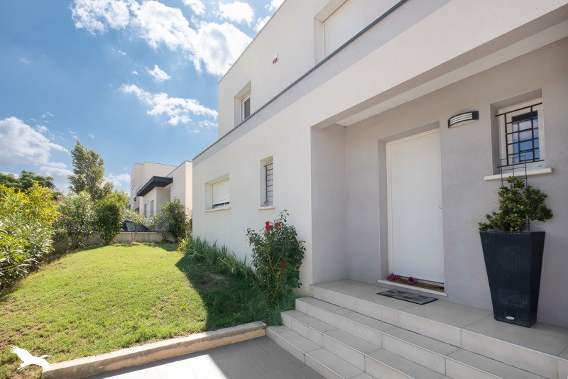 Vente Maison JUVIGNAC - 5 pièces -145,9 m² - (34990)