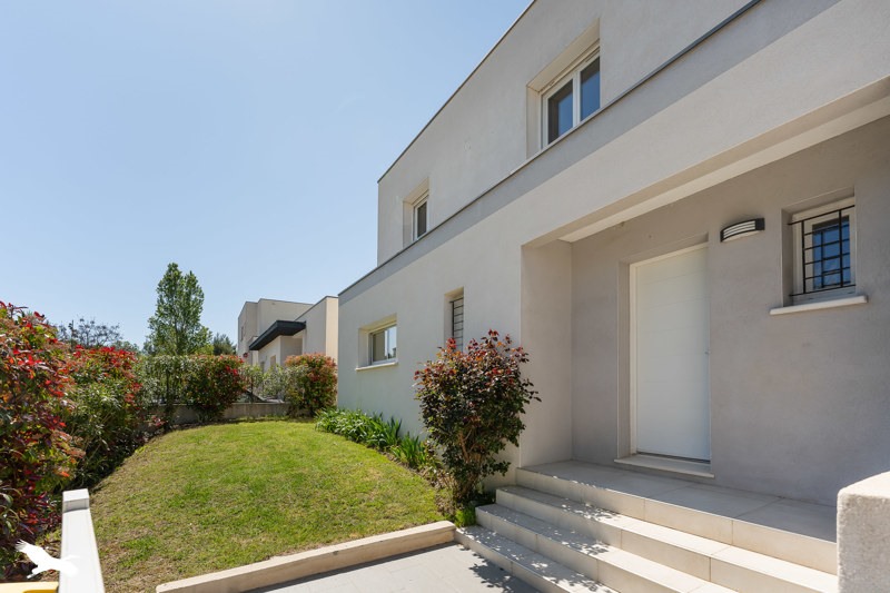 Vente Maison JUVIGNAC - 5 pièces -145,9 m² - (34990)