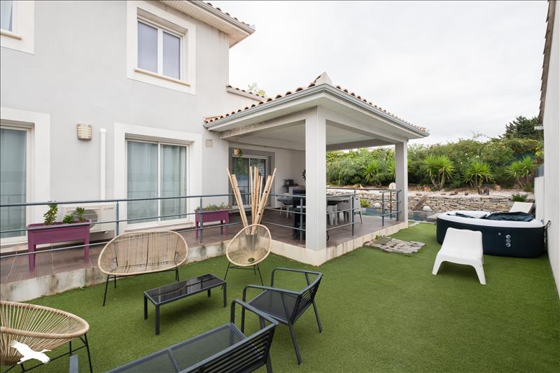 Vente Maison JUVIGNAC - 6 pièces -138 m² - (34990)