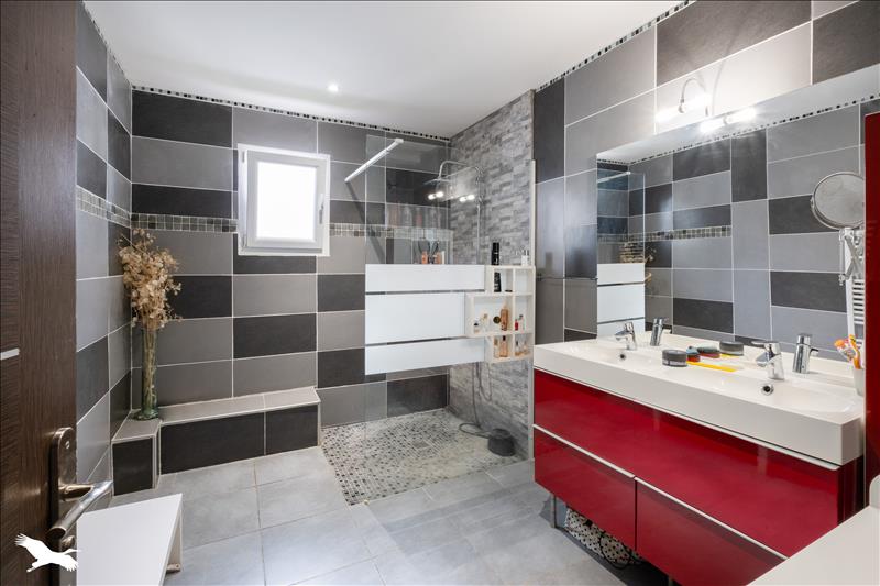 Vente Maison JUVIGNAC - 6 pièces -138 m² - (34990)