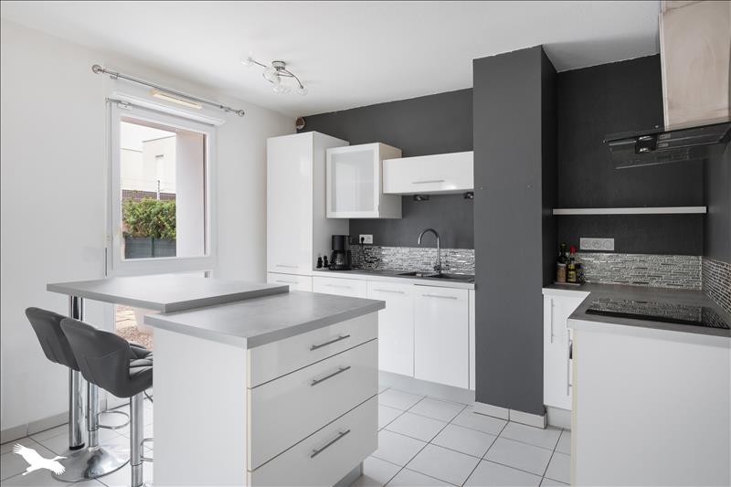 Vente Appartement JUVIGNAC - 3 pièces -64 m² - (34990)