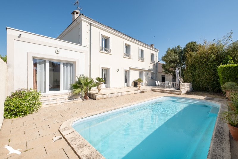 Vente Maison JUVIGNAC - 8 pièces -280 m² - (34990)