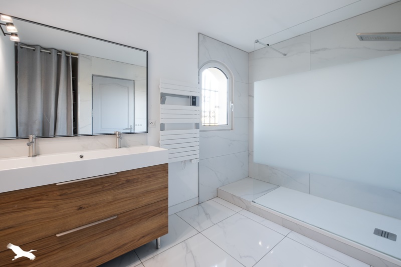 Vente Maison JUVIGNAC - 6 pièces -245 m² - (34990)