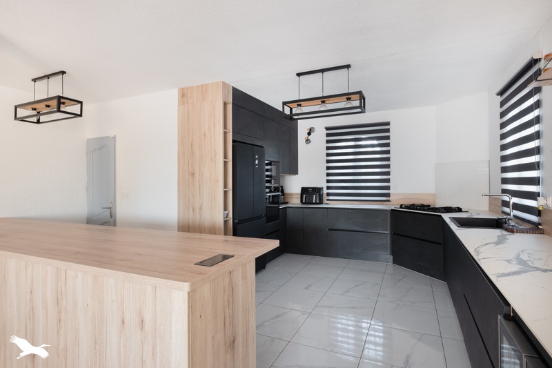 Vente Maison JUVIGNAC - 6 pièces -245 m² - (34990)