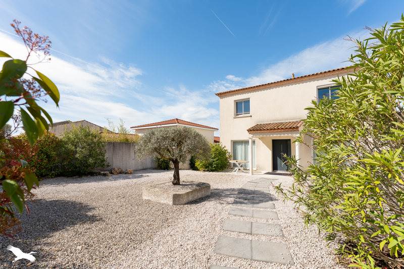 Vente Maison JUVIGNAC - 7 pièces -310 m² - (34990)
