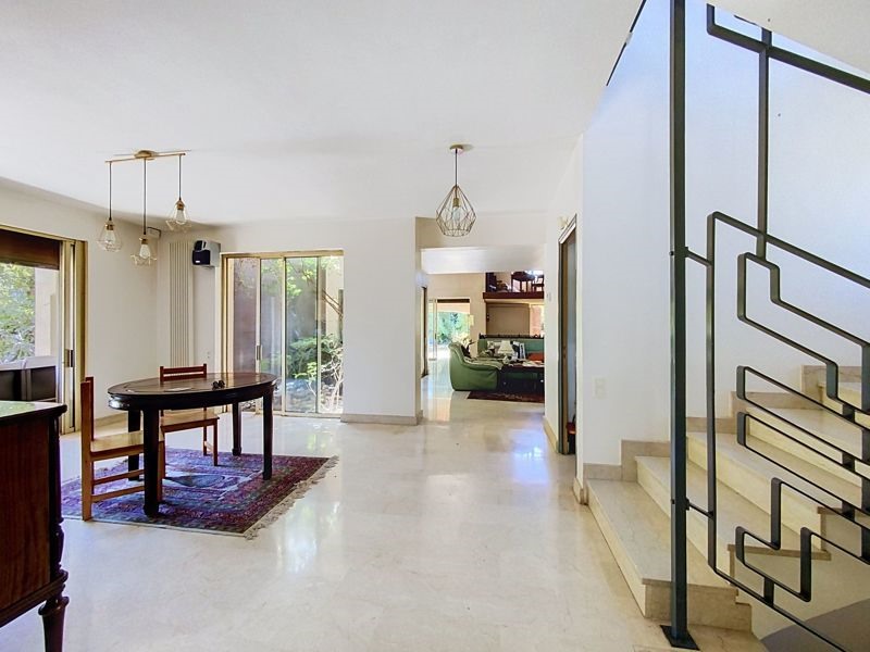 Vente Maison MONTPELLIER - 6 pièces -217 m² - (34080)
