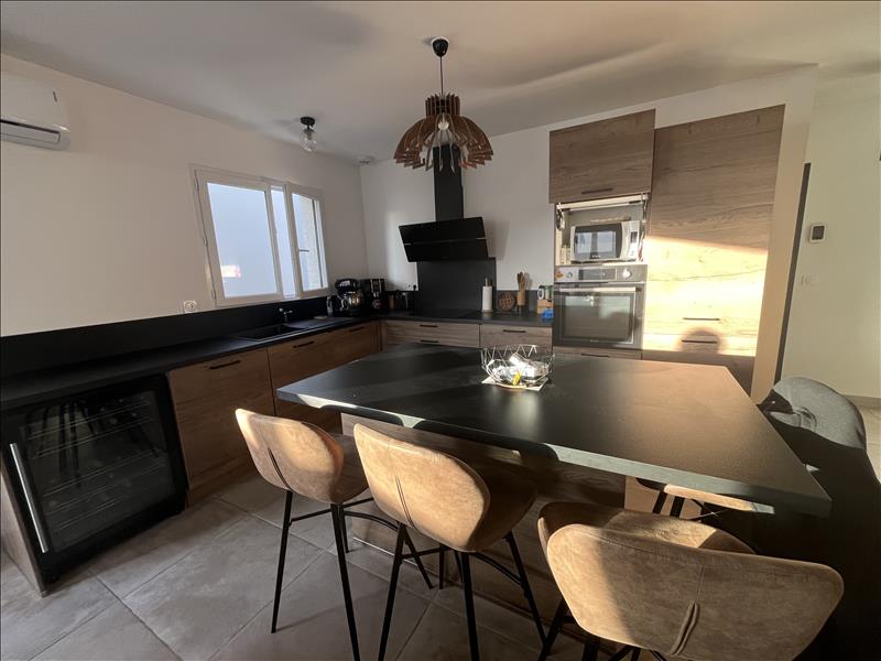 Vente Maison POMEROLS - 4 pièces -97 m² - (34810)