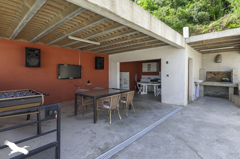 Vente Maison MEZE - 8 pièces -211 m² - (34140)